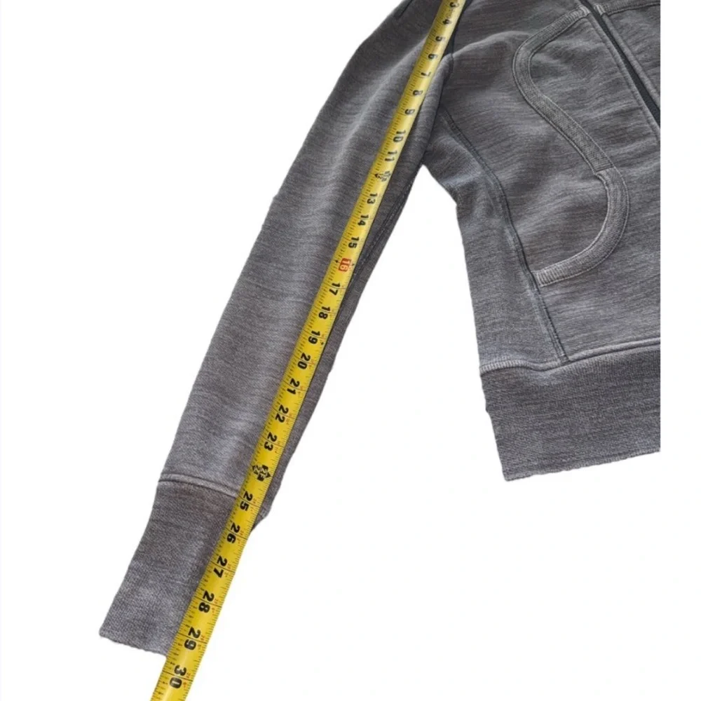 Lululemon Scuba Hoodie II - Picture 6 of 9